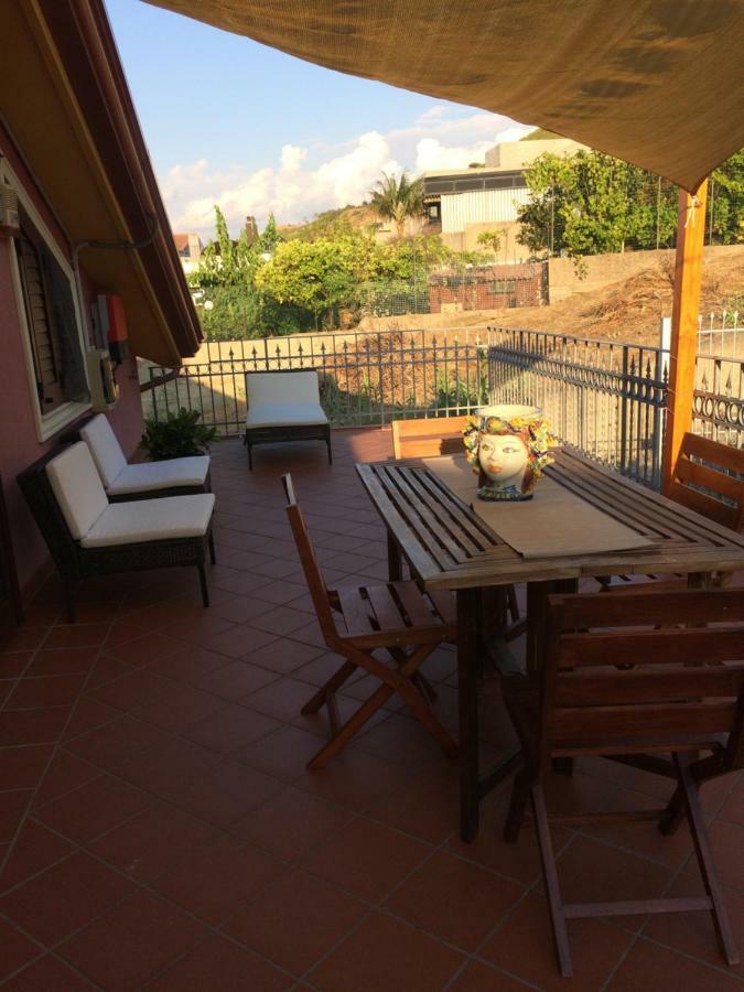 Tyrrhenian Sea Apartment Torre di Faro エクステリア 写真